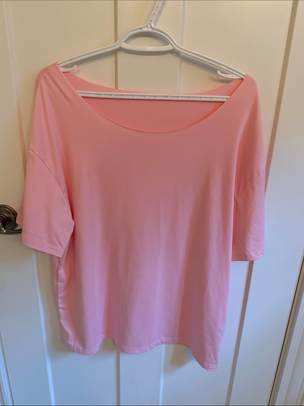 Women’s Pink Easy Tee